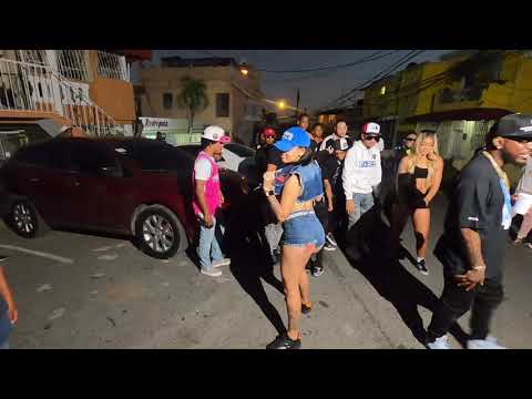 Gillezaso x Yomel meloso x Capitan aloo x Ceky viciny (Detras de camara !!)