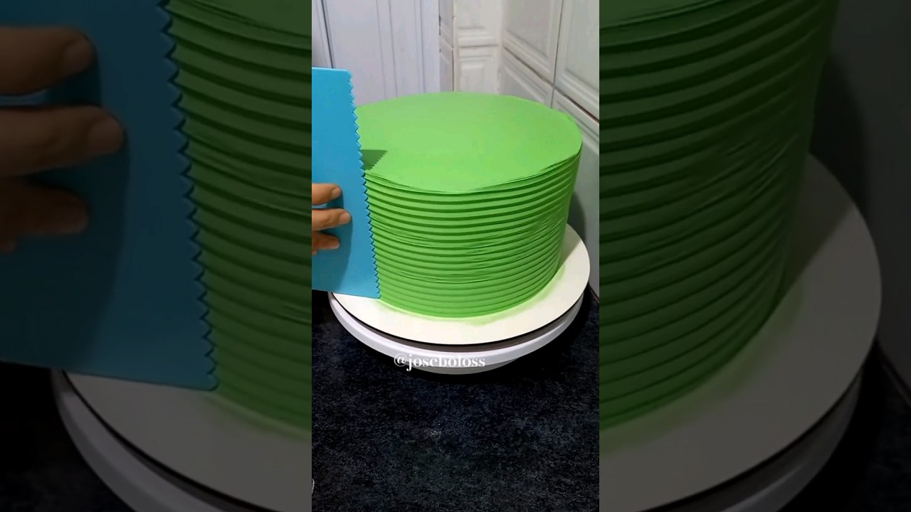 #cakedecorating #confeitaria #bolos #cake #doces #cakedesign #chantilly