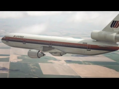 United Airlines Flight 232 - Crash Animation