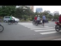 Jak se prechazi ulice ve Vietnamu (Tearon) - Známka: 1, váha: malá