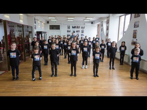 Într-un ocean- fragment din filmul Mica Sirenă - Corul de copii Mini Angeli