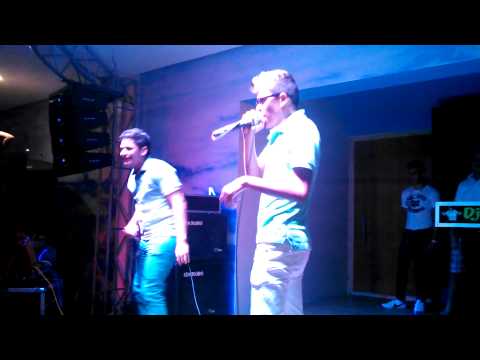 Ometa & Buba - Farra das Novinhas - Dança do Fim Do Mundo