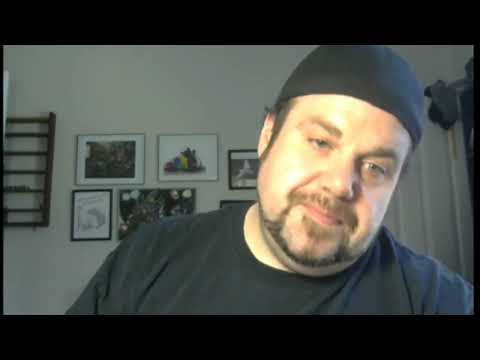 Geeky Grind #1 - Painting a Deathwatch Primaris Chaplain on Bike