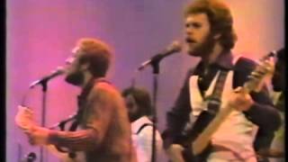 ★Soul Train #585   AVERAGE WHITE BAND  A Love Of Your Own