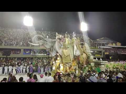 Felipe Coelho da Costa e carro Abre-alas Mangueira 2020