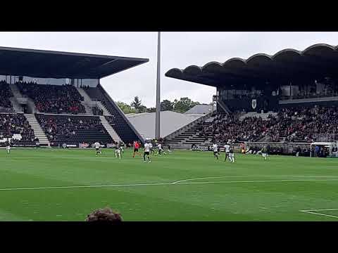 Coup franc sur la barre , phase de jeux , sco contre Reims