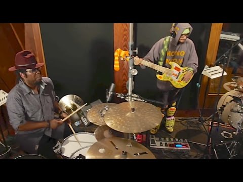 MonoNeon with Ghost-Note / "Can't Get Right" Drum Video