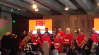 Paulini with The Sydney Street Choir