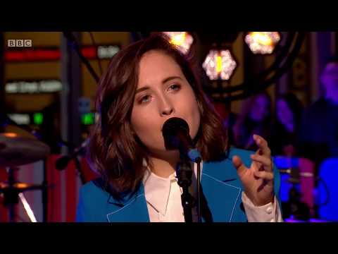Alice Merton No Roots Live On The One Show 6 Apr 2018