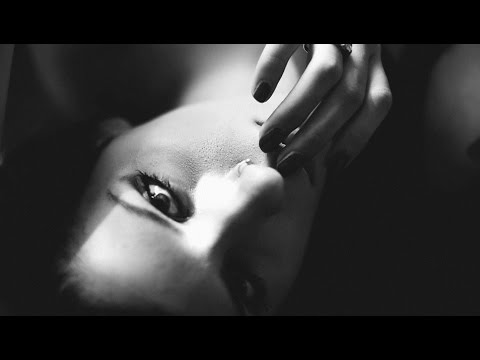 LeeDM101 // Clint's Bermuda Rabbit // Gorillaz v. Crosses v. Cristobal Tapia De Veer [mashup]