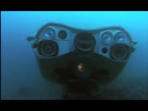 The Undersea World Of Jacques Cousteau -  Search In The Deep of the Oceans