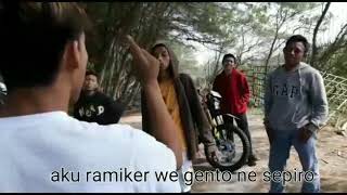 Download lagu Story Wa terbaru Aku ramiker koe sopo mp3 Download lagu Story Wa terbaru Aku ramiker koe sopo mp3