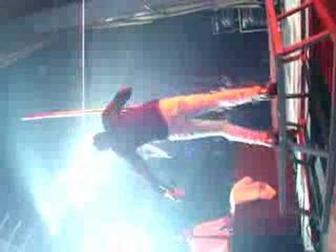 Brustu.uit Paaldanser Peter Van De Veire LOS GEHEN