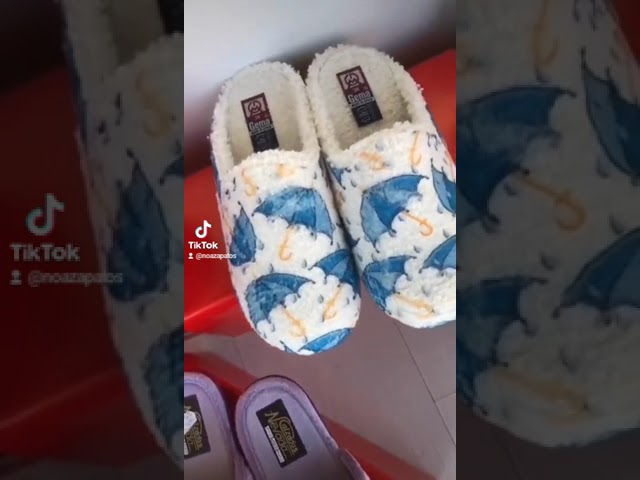 Vídeo relacionado con Los zapatillas de la Grinch adultos hombres mujeres navidad pelicula zapatos 38-39 EU