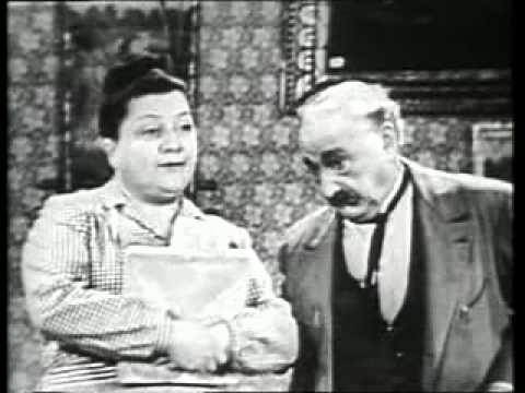 I Maneggi per Maritare una Figlia   Gilberto Govi cut 2