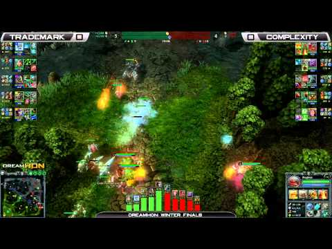 DreamHack Winter 2012 Grand Finals - tdM vs coL game 1