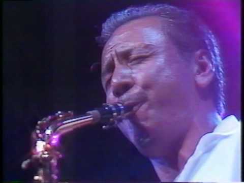 LOVE BIRDS WHISPER IN MY EAR / Sadao Watanabe