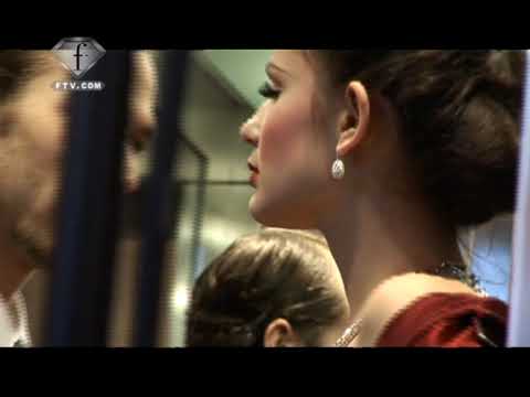 fashiontv | FTV.com - New York Makeup Artist Steffen Zoll in Prague