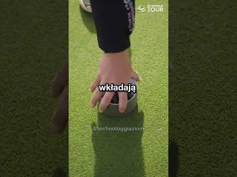 jak kopie sie dołki golfowe?
