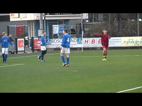 Voetbalwedstrijd GVVV D3 - CDW D5 10-12-2011