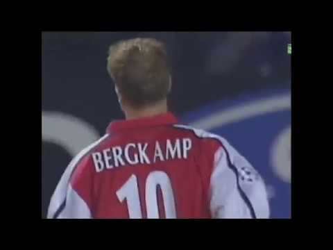 Dennis Bergkamp amazing ball control skill vs Deportivo la Coruña 2001/02