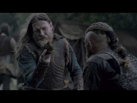 Vikings - Ragnar talk with King Horik about the earth of England