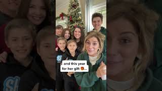 Jax - Surprising My Mom With Her Favorite TikTok Singers feat. Sharpe Family Singers
