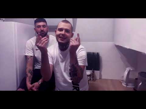 big nine - niebieskie flesze prod. cloudy video