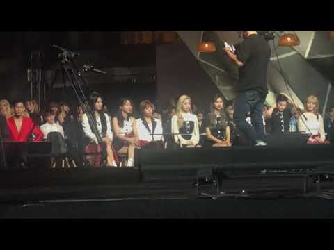 191126 AAA TWICE reaction to Red Velvet [this is my video]