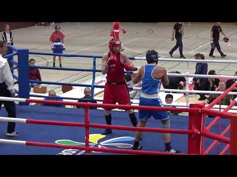 Boxen: Laura Masek - Virginia Köpp (Int. Frauenboxturnier #37)