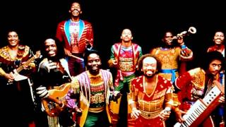 Earth, Wind & Fire - Got To Be Love