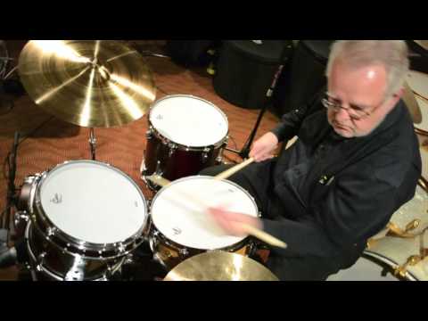 Gretsch 18/12/14" USA Custom Walnut Drum Set