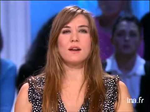 Mathilde Seigner "Magneto Serge" - INA Archive