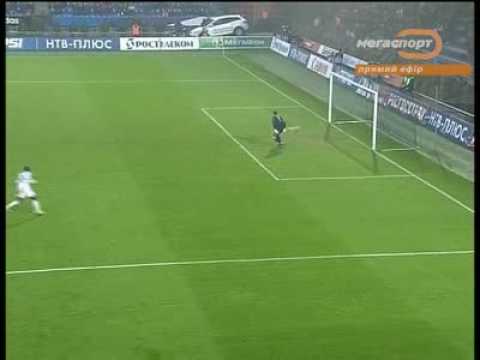 Гол Адамова "Сатурну"