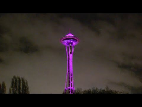 Light show at Space Needle on New Year's Eve