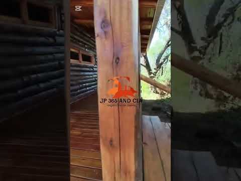 cabaña construida en las montañas Luyaba provincia de Córdoba