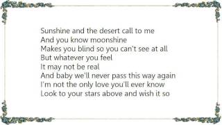 Kirsty MacColl - We&#39;ll Never Pass This Way Again Lyrics
