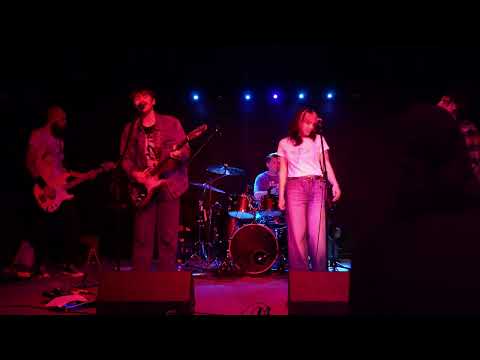 Thumbnail for DEAF SOUNDCHECK - Izsák (Szentendre - Barlang koncert)