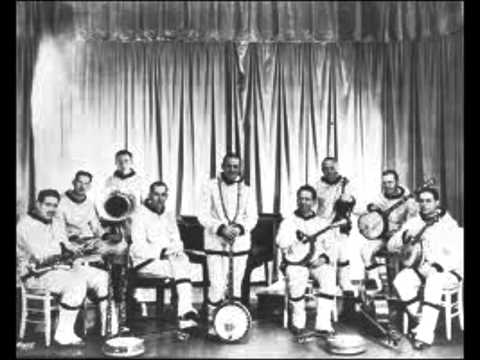 'Ro-Ro-Rolling Along' - Clicquot Club Eskimos