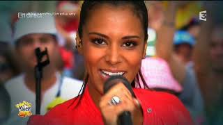 Shy&#39;m interprète &quot;Et alors !&quot; - Village départ