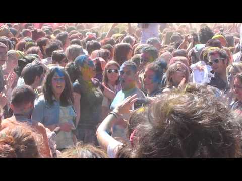 La fête est finie, documentaire de Nicolas Burlaud - Bande-annonce