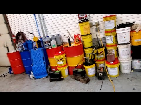 5w40 vs 15w40. Delo rotella amsoil Schaeffers. when and why I use certain oils.