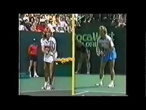 Chris Evert Lloyd vs Steffi Graf 1986 Boca West 1/3