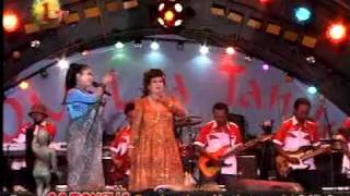 Download lagu OM. LAA TANSYA - SURABAYA * Dua Kursi, Lilin Herlina *(Surabaya,16072011) mp3