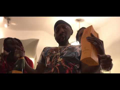 Dj Snoopy - Catch Me Outside (FreeStyle)