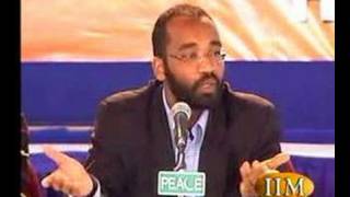 Praise be to Allaah.
 
Firstly: 
Self-confidence is an acquired characteristic that the Muslim needs to know how...