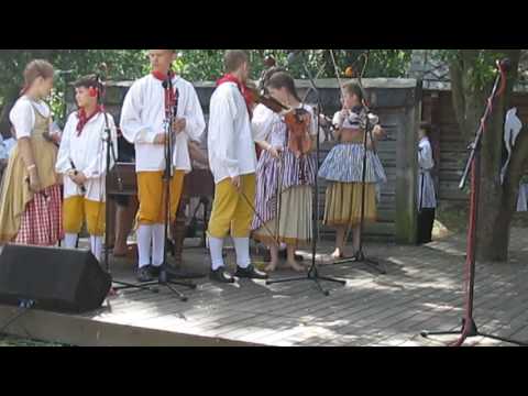 MFF Strážnice 2016 - Dětský pořad ,, Práce zábavou, zábava hrou´´ č.1