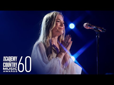 LeAnn Rimes - "Blue" (Live from the 60th ACM Awards)