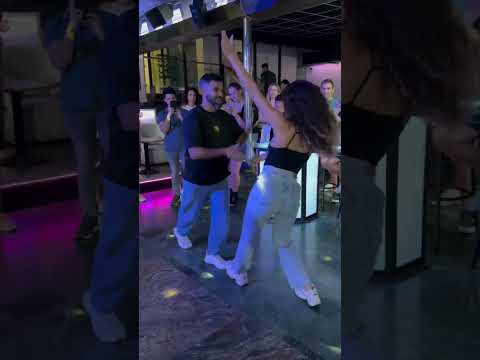 Całować to nie grzech Cover