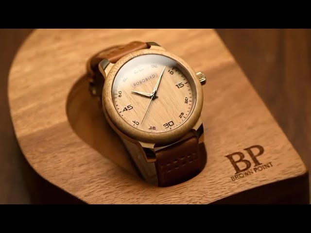 ساعة خشبية رجالية